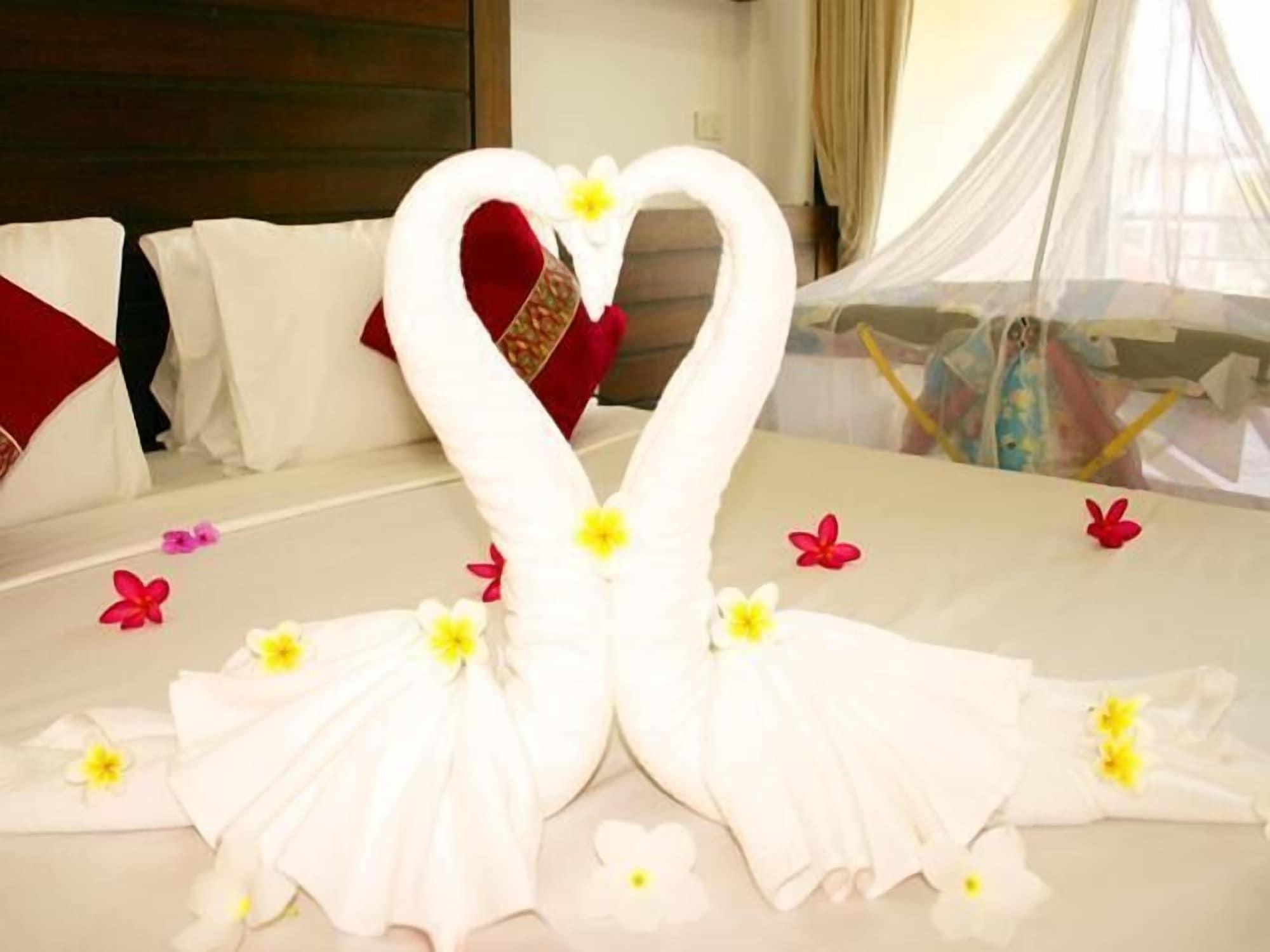 Chaweng Lakeview Condotel Koh Samui Ngoại thất bức ảnh